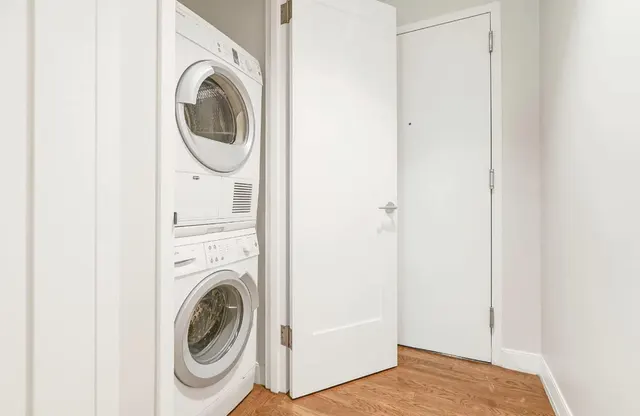 422 West 20th Street