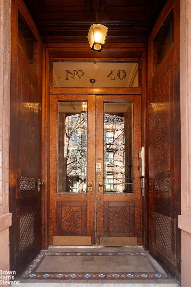 40 Remsen Street