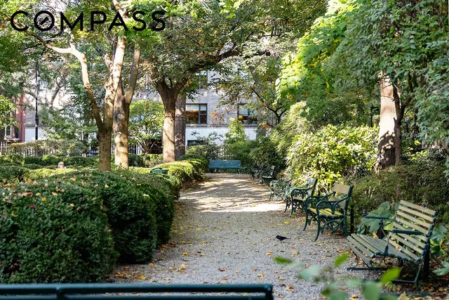 39 Gramercy Park North