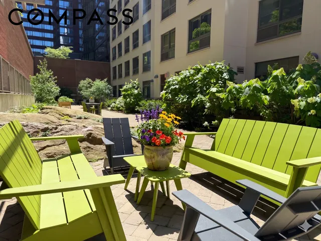 535 West 52nd Street