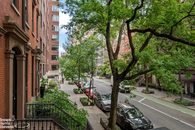 100 West Twelfth Street