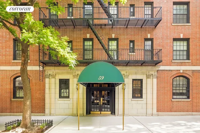 59 Pineapple Street