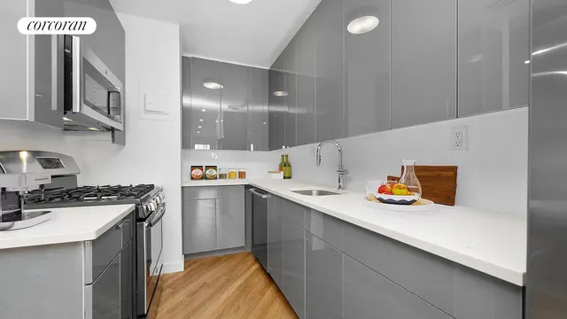 452 West 19th Street