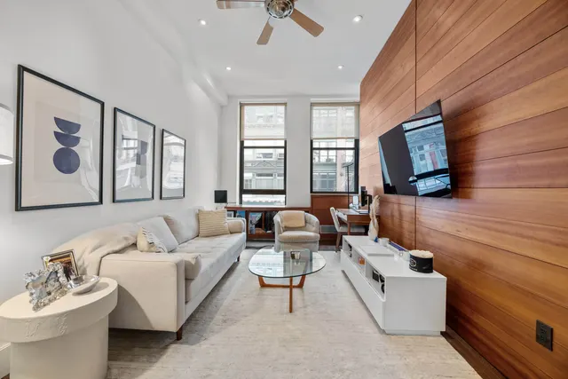 35 East 10th Street