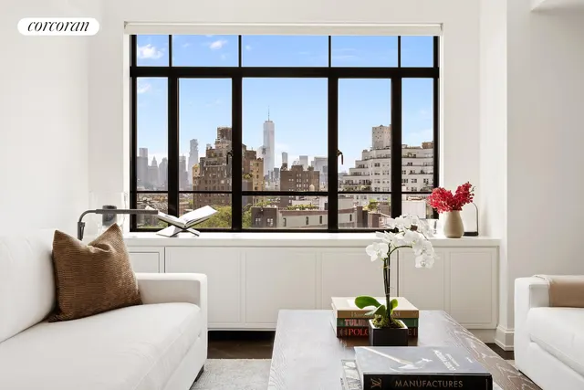 130 W 12TH Street