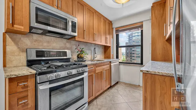 383 Grand Street