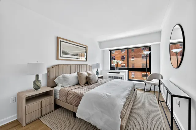535 West 52nd Street