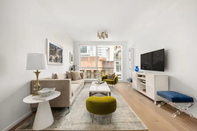 150 East 23rd Street