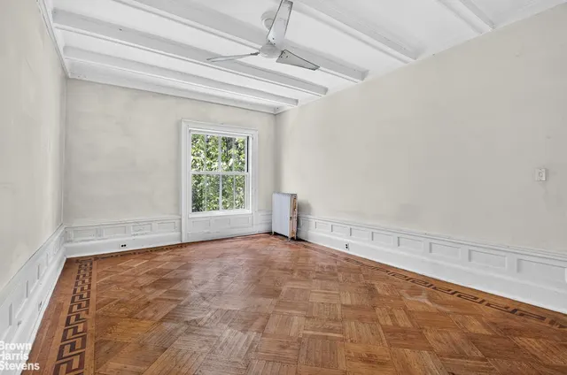129 Columbia Heights