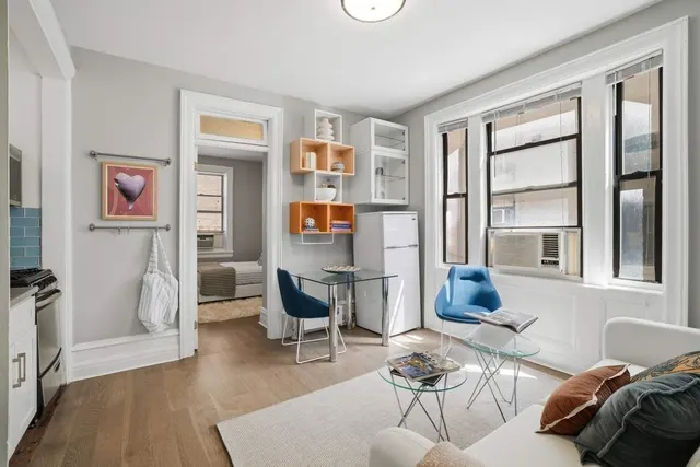 139 East 30th Street