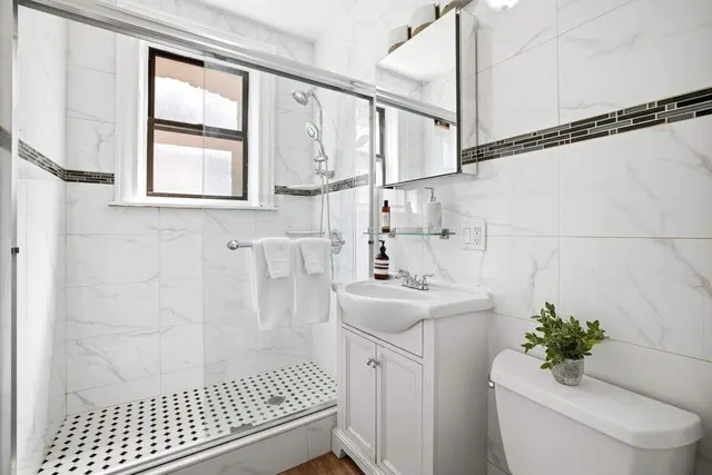 139 East 30th Street
