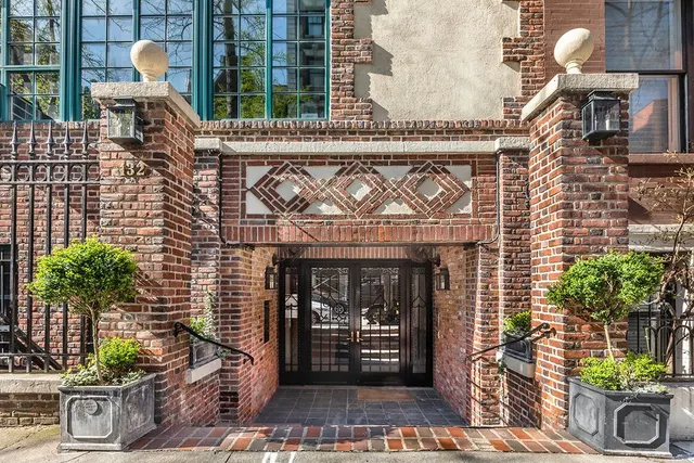 132 East 19th Street