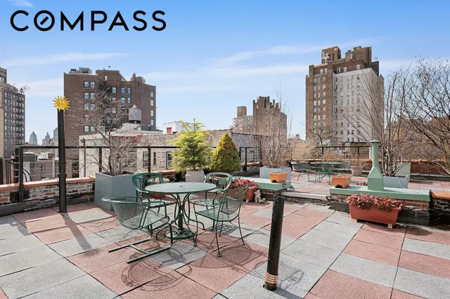 140 West Tenth Street