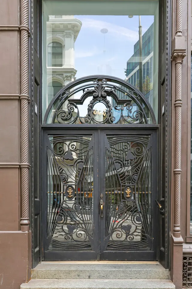 808 Broadway