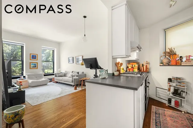 422 West 20th Street