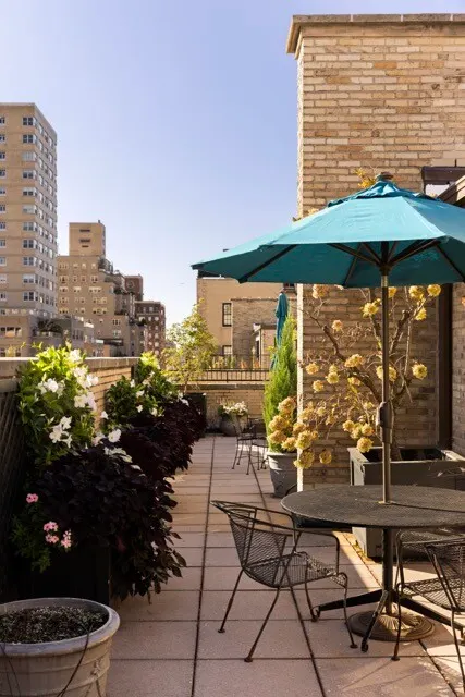45 East 9th Street