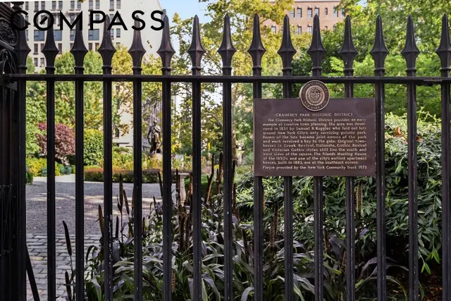 39 Gramercy Park North
