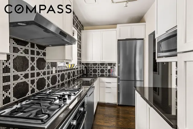 422 West 20th Street