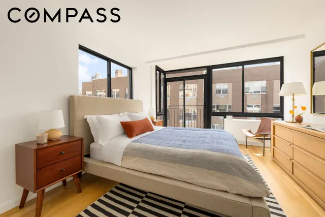 306 Mott Street