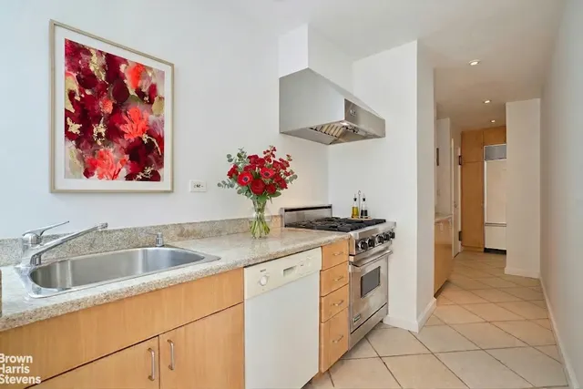 24 West 55th Street