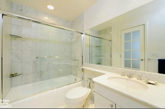 24 West 55th Street