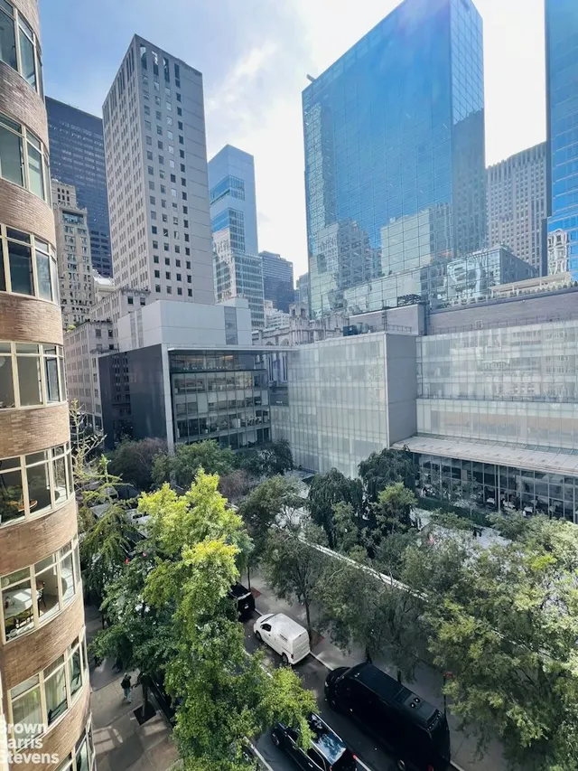 24 West 55th Street