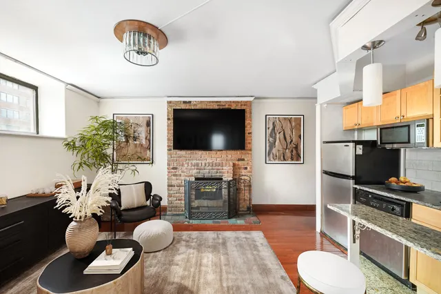 160 East 26th Street