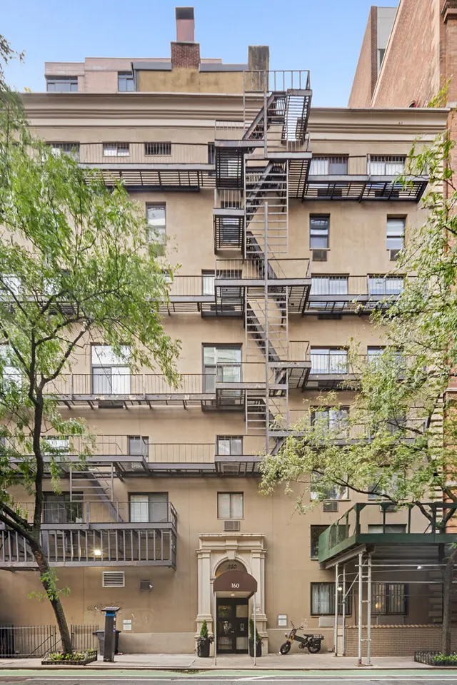 160 East 26th Street
