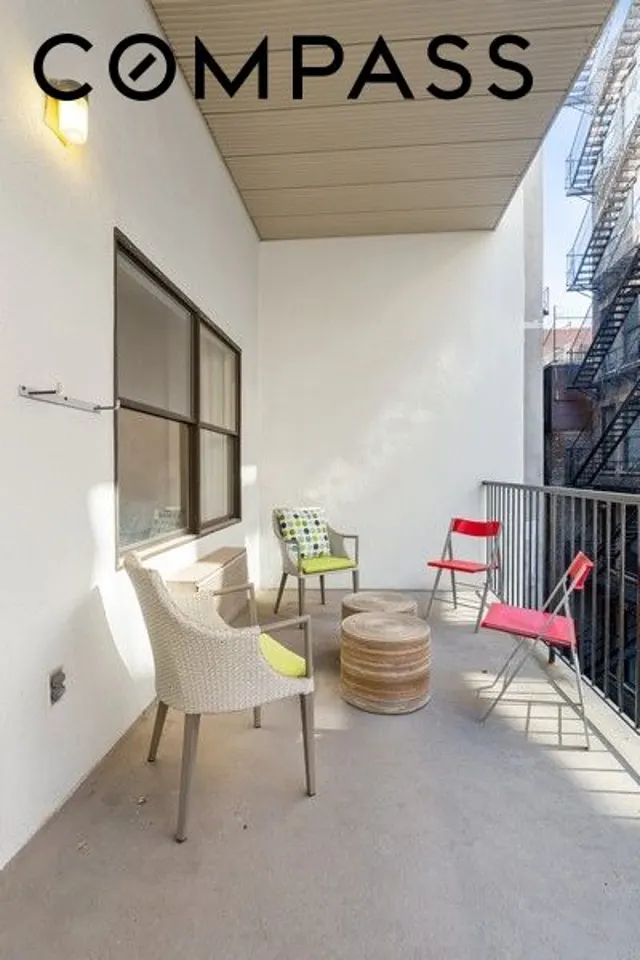 35 East 10th Street
