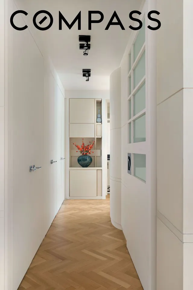 24 West 55th Street