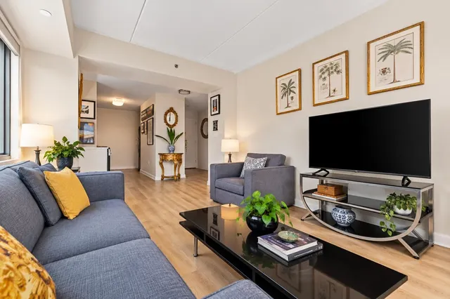 535 West 52nd Street