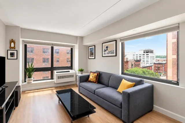 535 West 52nd Street