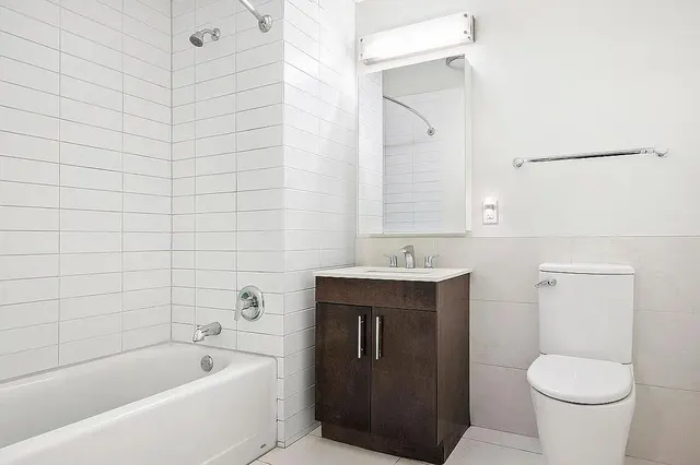 535 West 52nd Street