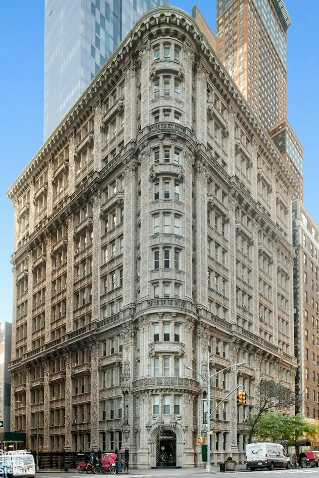 180 West 58th Street