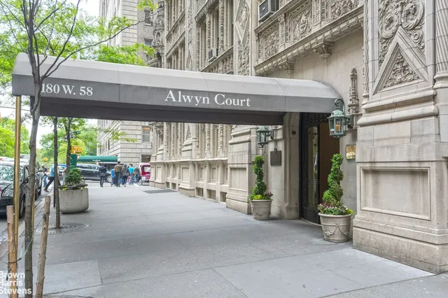 180 West 58th Street