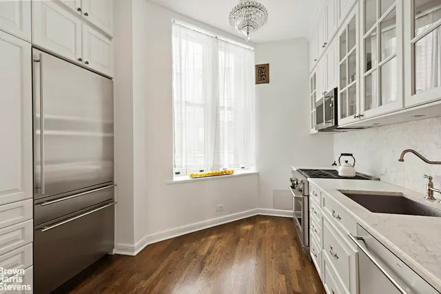 180 West 58th Street