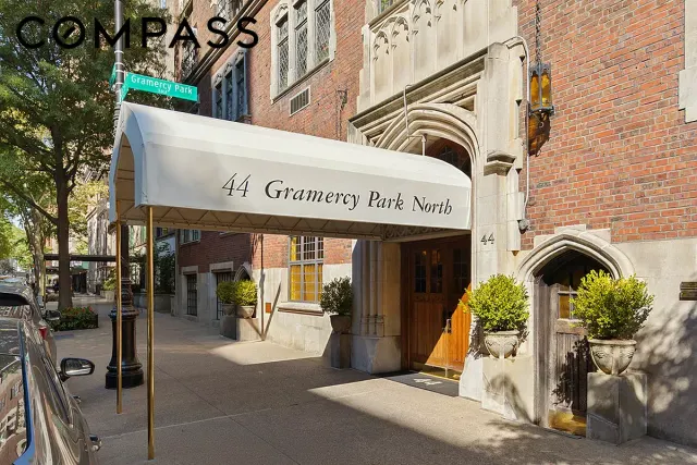 44 Gramercy Park North