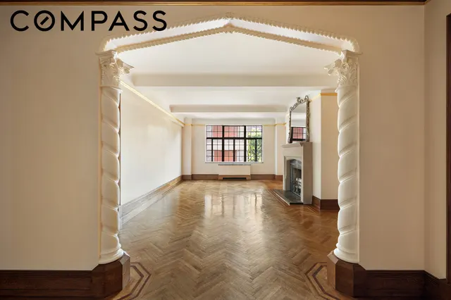 44 Gramercy Park North