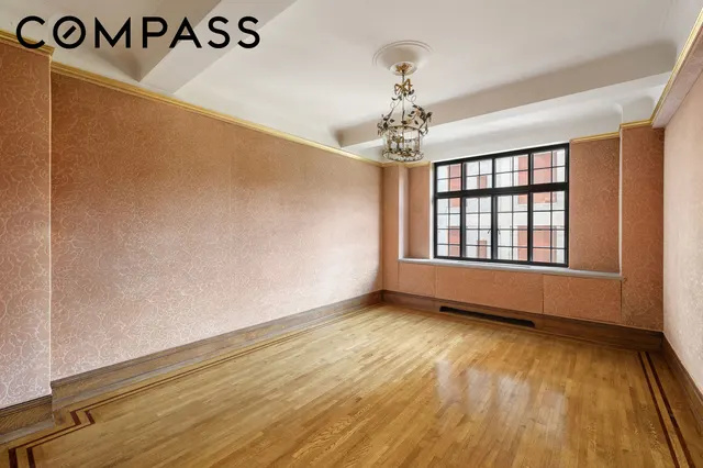 44 Gramercy Park North