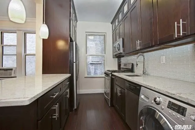 210 East 17th Street